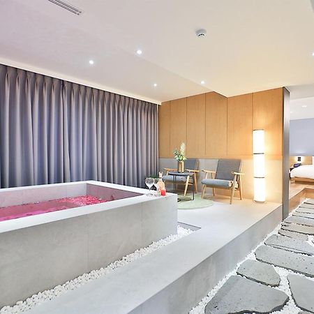 Custom Hotel Ilsan Ni Exterior foto
