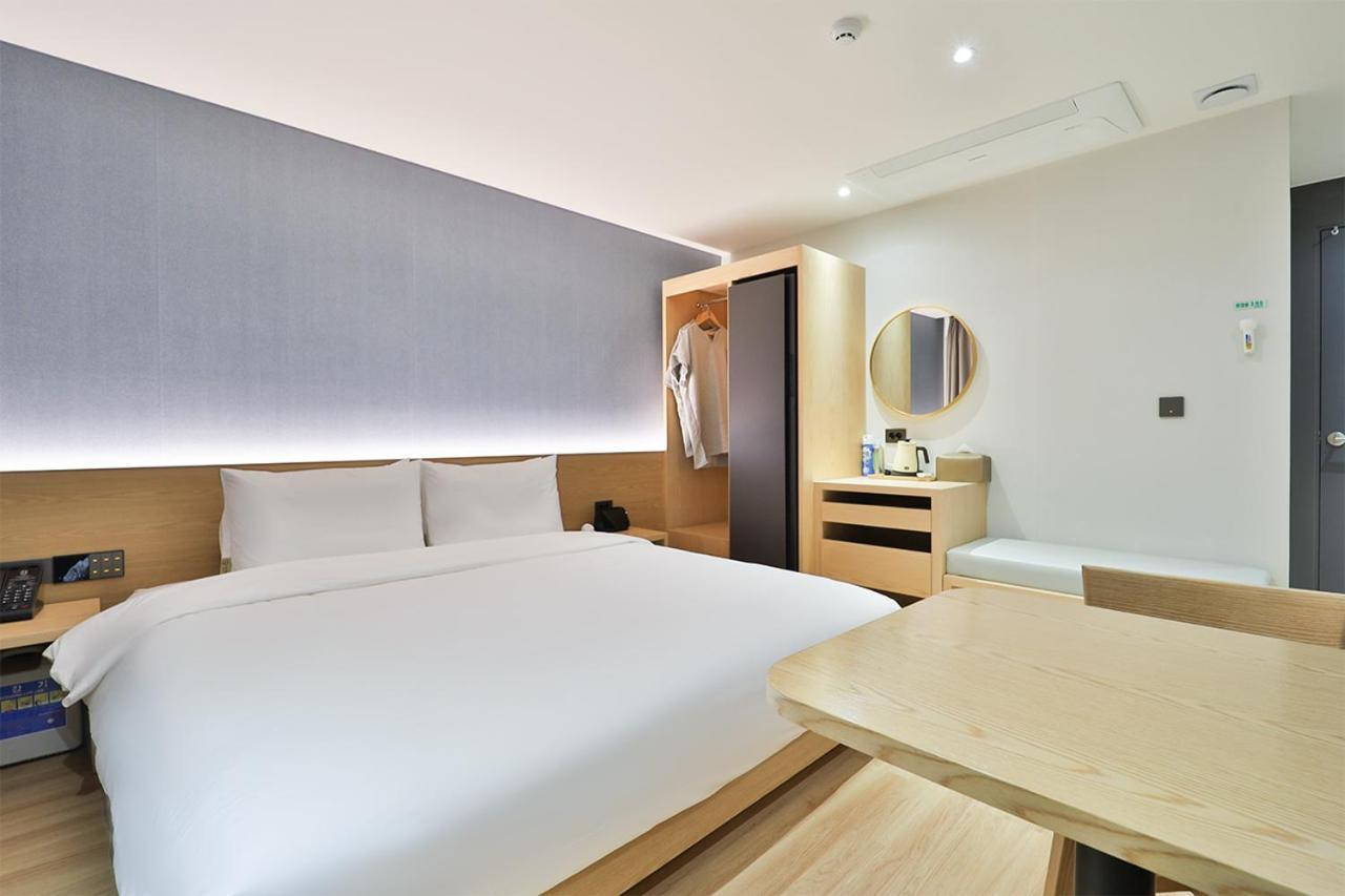 Custom Hotel Ilsan Ni Exterior foto